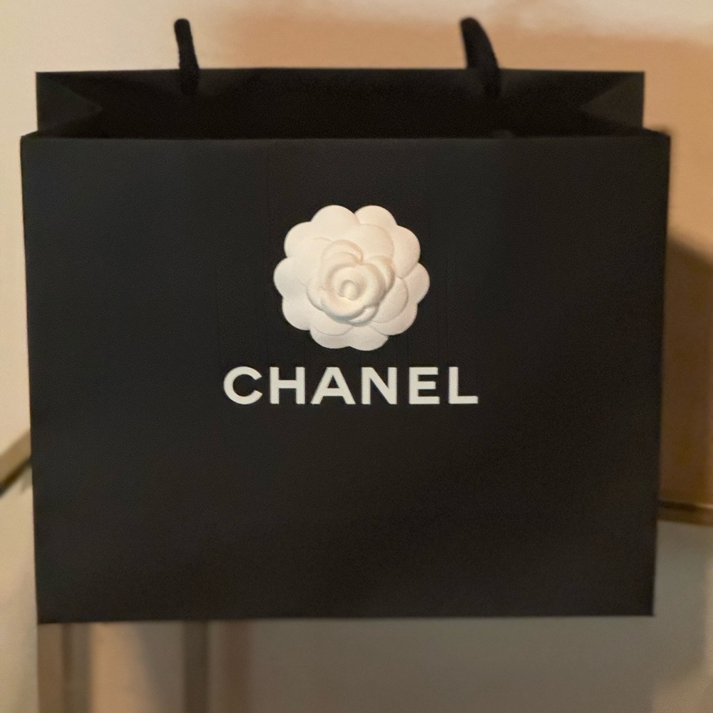 Chanel gift bag NEW 🛍
